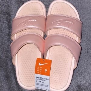 𝐵𝐸𝑁𝐴𝑆𝑆𝐼 𝐷𝑈𝑂 𝑈𝐿𝑇𝑅𝐴 𝑆𝐿𝐼𝐷𝐸